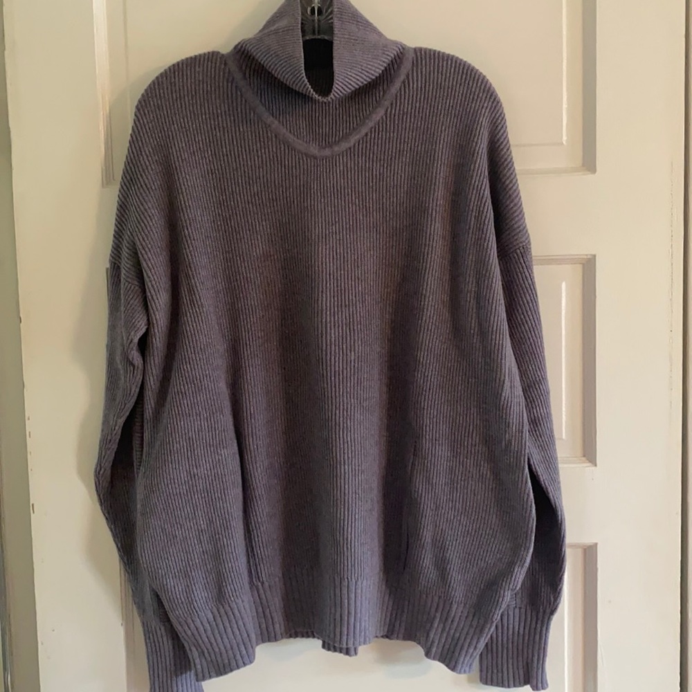 Lululemon Sweater NWOT